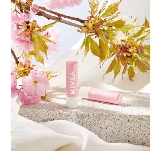 NIVEA Caring Scrub Super Soft pielęgnujący peeling do ust Dzika Róża 4,8 g