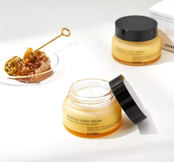 Cosrx Propolis Light Cream nawilżający krem do twarzy 65 ml