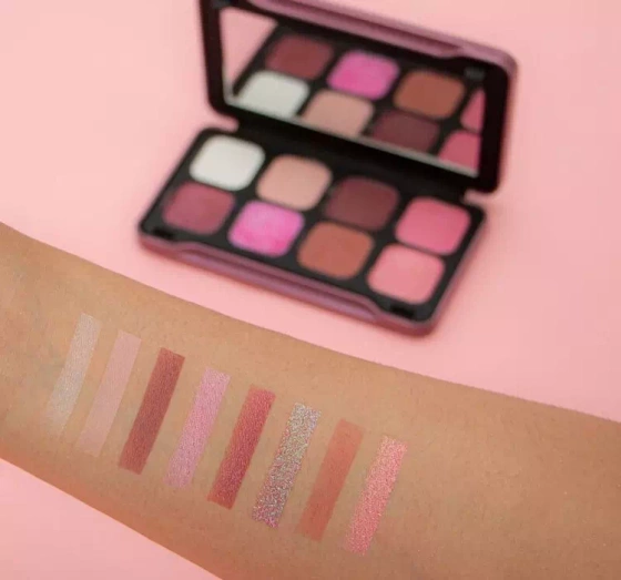 Makeup Revolution Forever Flawless Dynamic paleta cieni Ambient 8g