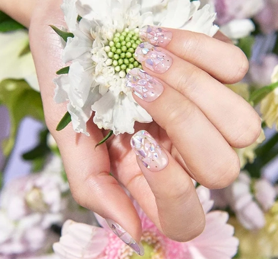 Ohora lakier hybrydowy w naklejce Petal Rain