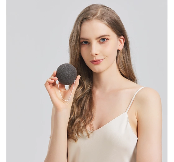 Sister Young Pura naturalna gąbka konjac do mycia twarzy Black
