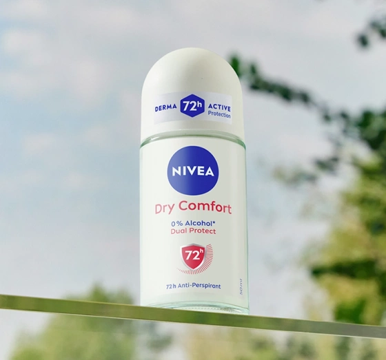 NIVEA Dry Comfort 72h Protection antyperspirant roll-on 50 ml