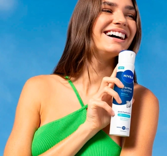 NIVEA Derma Control antyperspirant w sprayu dla kobiet Defend 250 ml