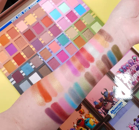 Makeup Revolution x Monsters University paleta cieni do powiek 70,2g