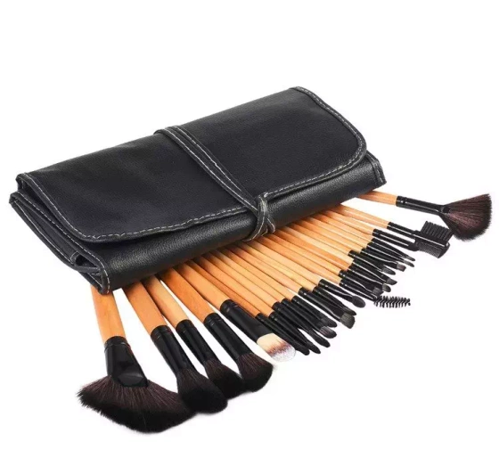 Zestaw 24 pędzli do makijażu Etui