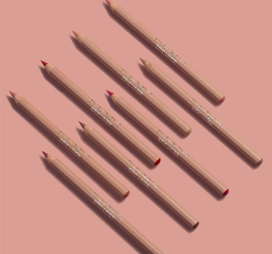 NAM Epic Liner kremowa konturówka do ust 04 Russian Red 1,2 g