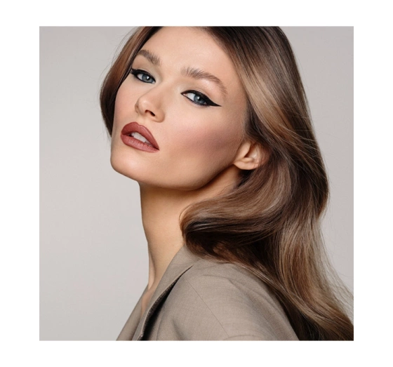 Inglot Matowa pomadka do ust w sztyfcie 445 4,5g