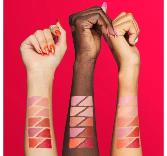 NYX Professional Makeup Wonder Stick dwustronny róż do policzków 01 Light Peach Baby Pink 2 x 4 g
