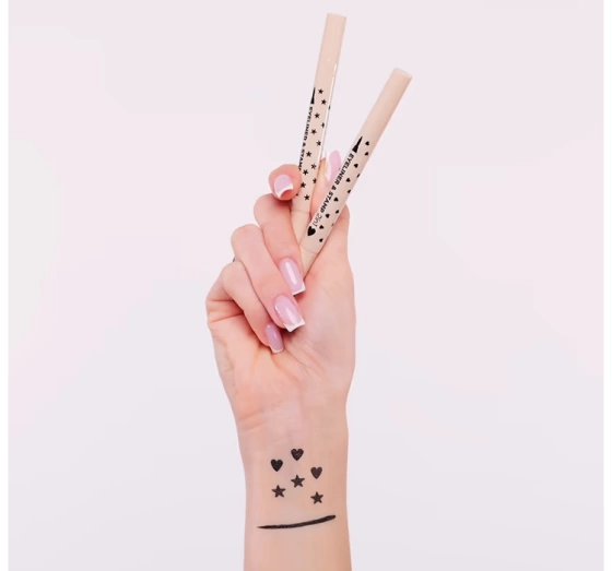 Eveline Cosmetics eyeliner ze stemplem Gwiazda