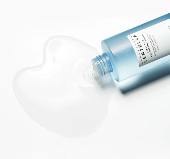 Skin1004 Madagascar Centella Hyalu-Cica rozjaśniający tonik do twarzy 30 ml