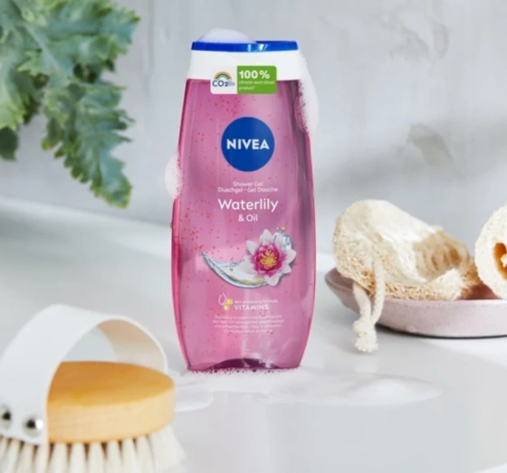 NIVEA Care Waterlily&Oil odświeżający żel po prysznic 250 ml