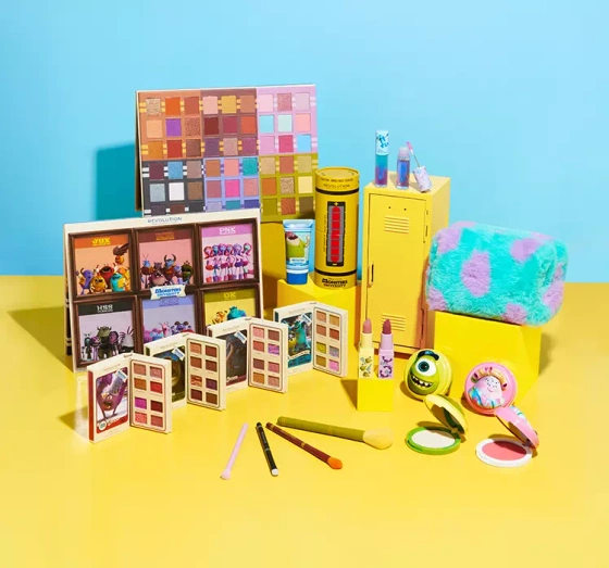 Makeup Revolution x Monsters University zestaw pędzli do makijażu etui