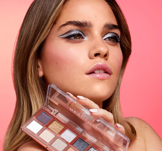 Makeup Revolution The Smokey Icon zestaw do makijażu oczu
