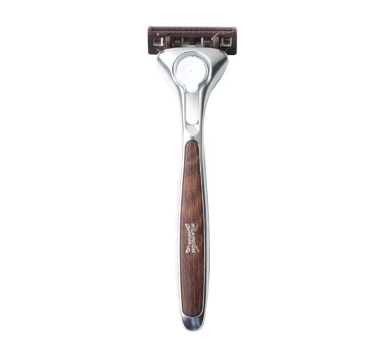 Wilkinson Sword Quattro Essential 4 Vintage maszynka do golenia dla mężczyzn rączka 5 wkładów