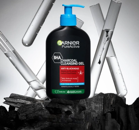 Garnier Pure Active oczyszczający żel z węglem przeciw zaskórnikom 250 ml