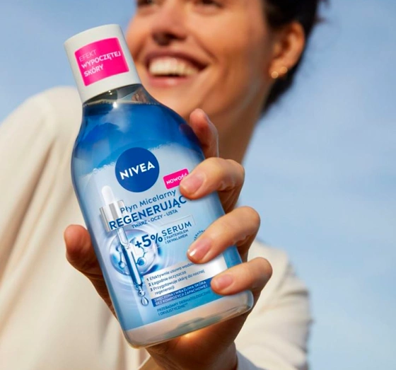 NIVEA dwufazowy regenerujący płyn micelarny do twarzy z 5% serum 400 ml