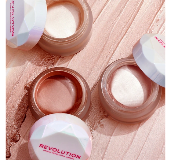 Makeup Revolution Candy Haze rozświetlacz do twarzy Fantasy 10g