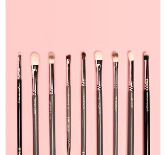 Boho Beauty Classic pędzel do rozświetlacza 114 V Perfect Highlighter