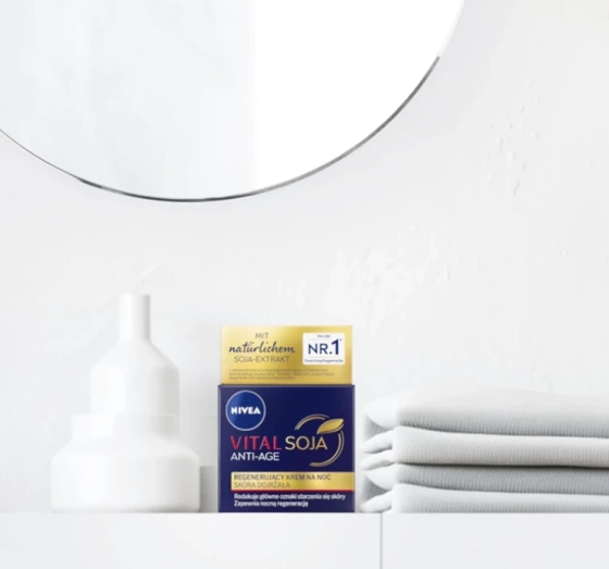 NIVEA Vital Soja regenerujący krem na noc 50 ml
