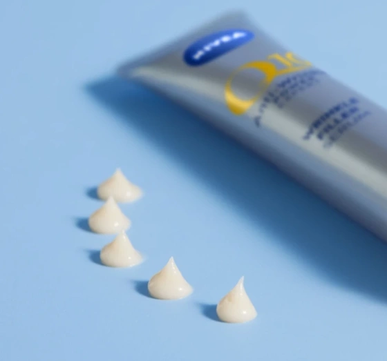 NIVEA Q10 Przeciwzmarszczkowy Ekspert serum precyzyjny wypełniacz zmarszczek 15 ml