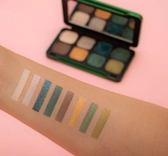 Makeup Revolution Forever Flawless Dynamic paleta cieni Everlasting 8g