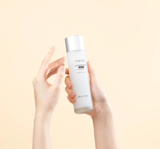 TIRTIR Milk Skin Toner Light mleczny tonik nawilżający do twarzy 150ml