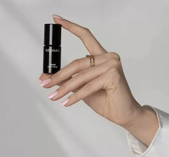 NEONAIL THE MUSE IN YOU LAKIER HYBRYDOWY 10563 BORN TO BE MYSELF 7,2ML