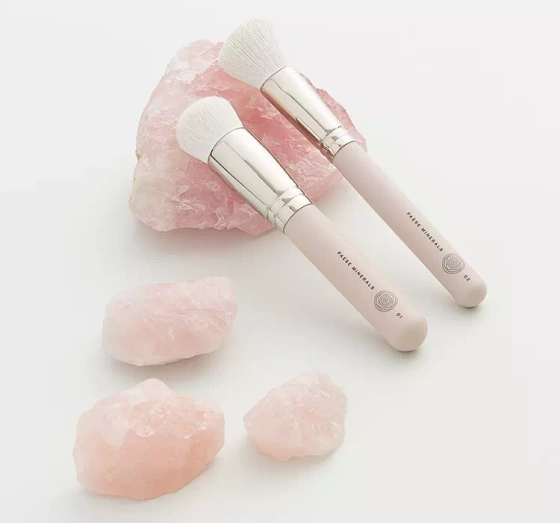 Paese Minerals pędzel do makijażu 1