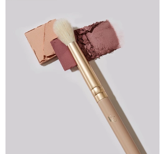 Eveline Cosmetics pędzel do blendowania cieni E03