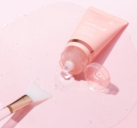 Medicube Collagen ujędrniająca maska na noc typu Peel-Off 75 ml
