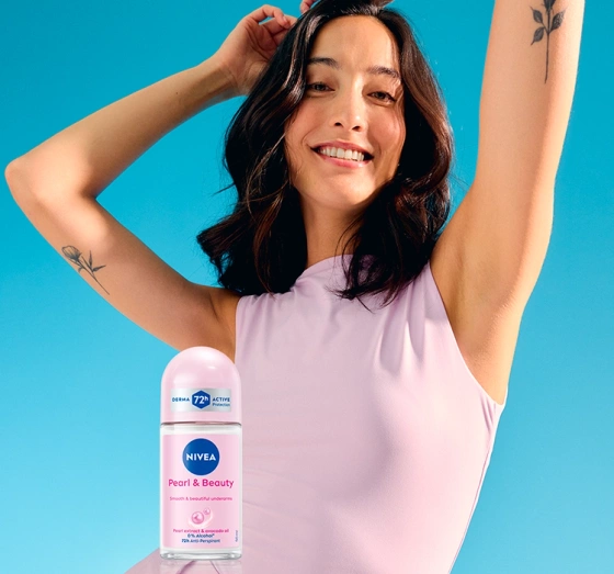 NIVEA Pearl&Beauty antyperspirant roll-on dla kobiet 50 ml