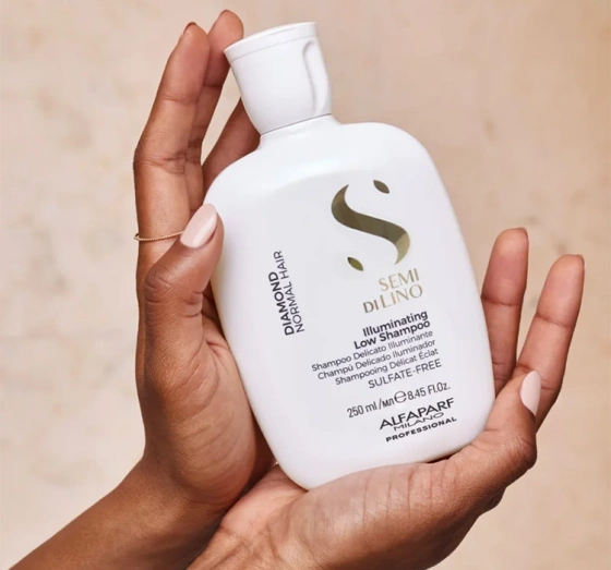 Alfaparf Milano Semi Di Lino Diamond rozświetlający szampon do włosów 250 ml
