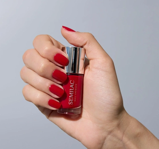 Semilac Nail Lacquer klasyczny lakier do paznokci 110 Classic Red 9 ml