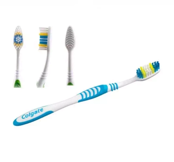 Colgate Extra Clean szczoteczka do zębów Medium 3 sztuki