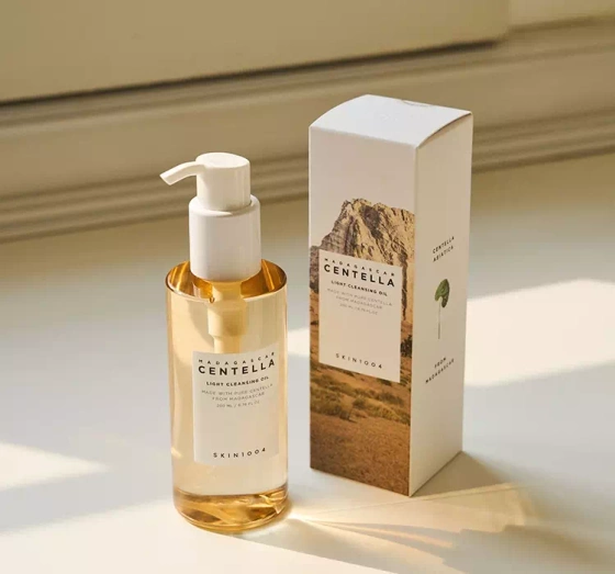 SKIN1004 Centella Light Cleansing Lekki olejek do mycia do twarzy 30ml