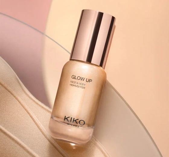 KIKO Milano Glow Up metaliczny rozświetlacz w płynie 01 Champagne 30 ml