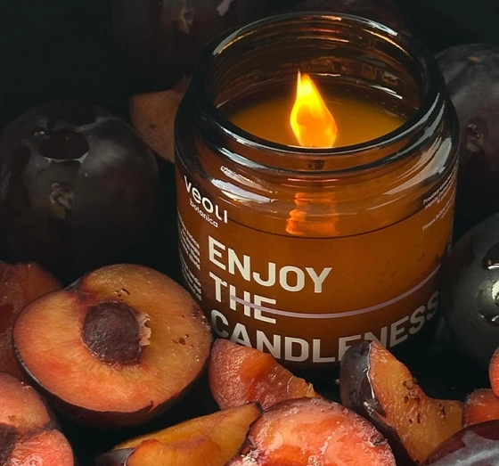 Veoli Botanica wegańska świeca do masażu Enjoy The Candless 100 ml