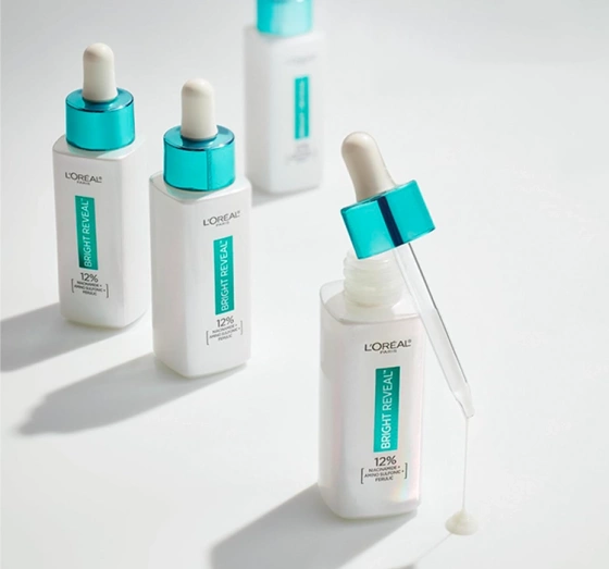 L'Oréal Paris Bright Reveal serum do twarzy przeciw przebarwieniom 30 ml