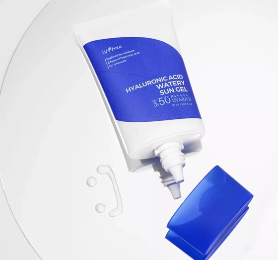 Isntree Hyaluronic Acid lekki krem do twarzy z filtrem SPF50 50ml