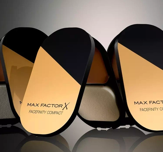Max Factor Facefinity Compact podkład w kompakcie 031 Warm Porcelain 10 g