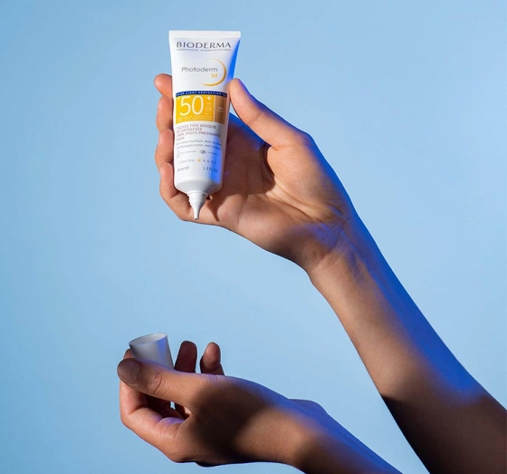 Bioderma Photoderm M ochronny krem wyrównujący koloryt SPF50 Light 40 ml