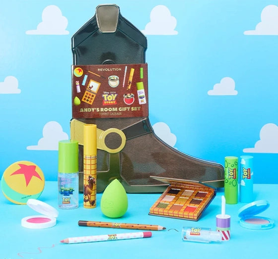 Makeup Revolution x Toy Story kalendarz adwentowy z kosmetykami do makijażu